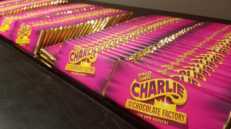 Charlie and the choclate factory bars - Magic In The Middle